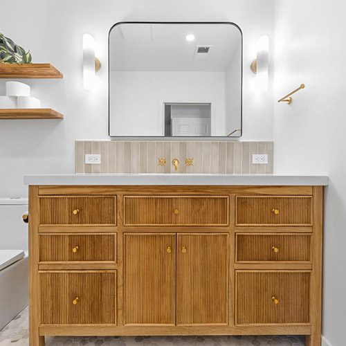 Sophisticated Serenity: A Contemporary Bathroom Remodel